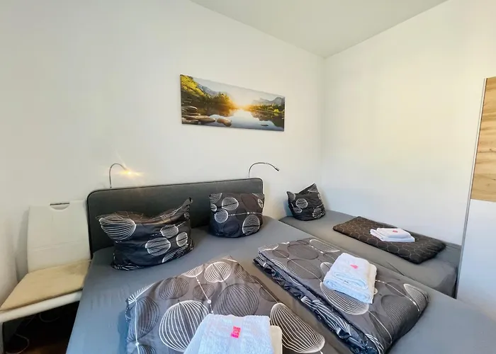 Jainzen Einzimmerferienwohnung Mitten Im Zentrum Bad Ischl